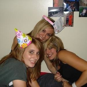 Profile Picture of Katie Arsenault (@x____katiee) on Myspace