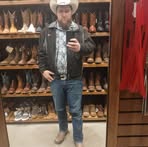 Profile Picture of Andrew Jacobs (@MabiluJacobs18) on Facebook