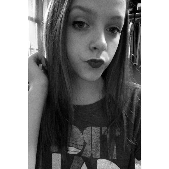 Profile Picture of Lily Thacker (@oreolover67873) on Poshmark