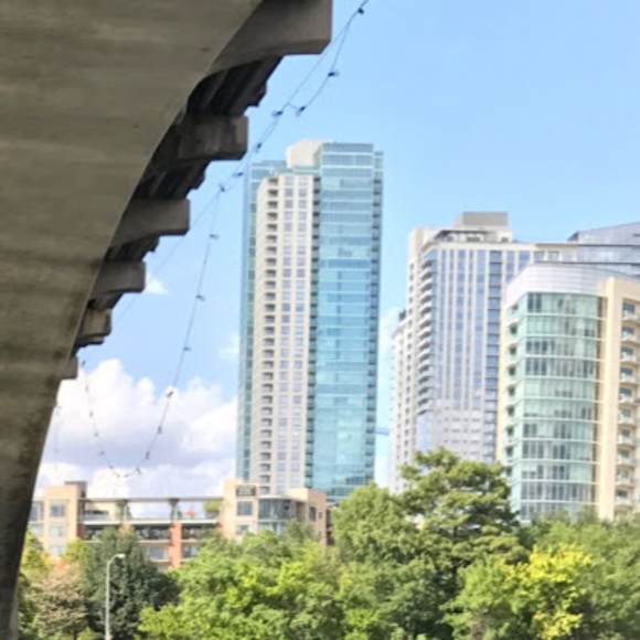 Profile Picture of Ethan Bryant (@ethanbryant584) on Poshmark