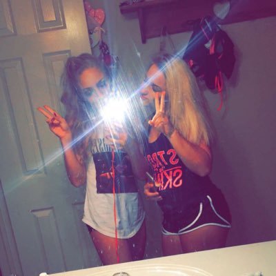 Profile Picture of Whitney Jennings (@basicallywhit) on Twitter