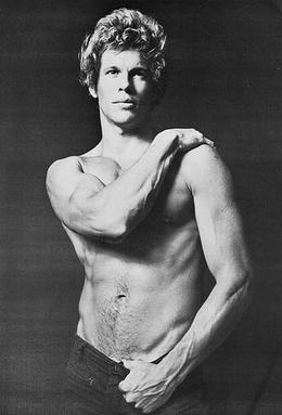 Profile Picture of Robert La Tourneauxon Wikipedia