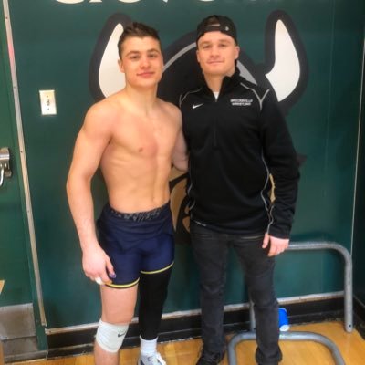 Profile Picture of Aaron Assad (@yoboi125) on Twitter