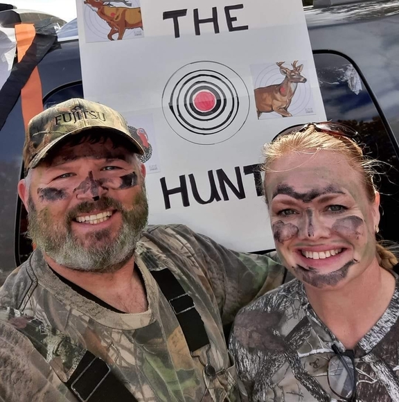 Profile Picture of Amy jo Wyatt (@bluegrassgurl) on Poshmark