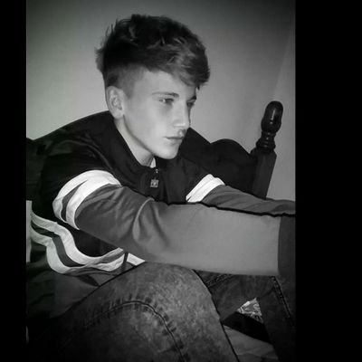 Profile Picture of James Batey (@0f0ff51558034aa) on Twitter