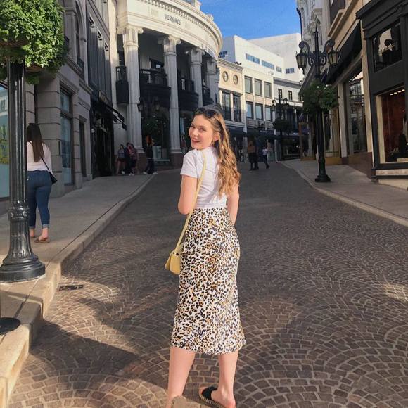 Profile Picture of Maxine Gibson bruce (@maxinebruce) on Poshmark