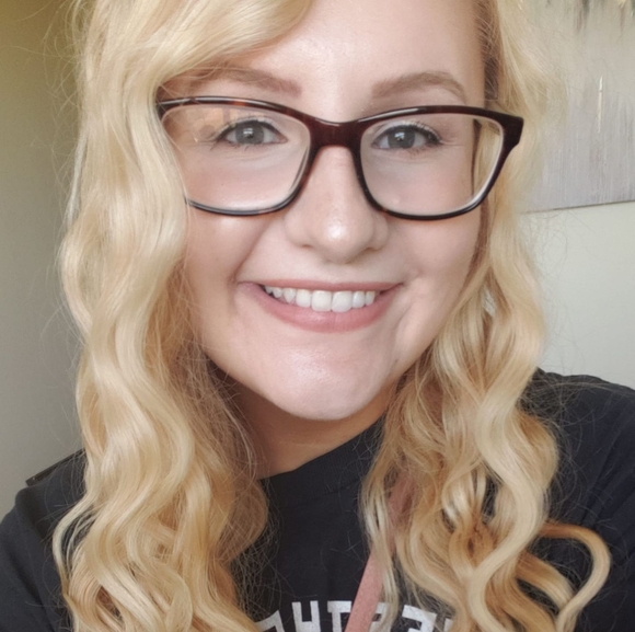 Profile Picture of Amber Haapakoski (@ahaapako) on Poshmark