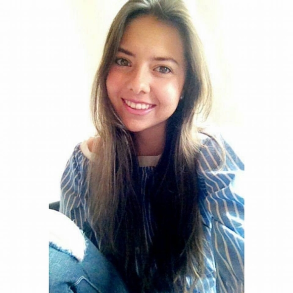Profile Picture of Lorena Mejia cuellar (@lomecu794) on Poshmark