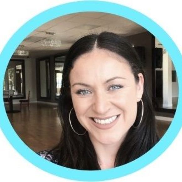 Profile Picture of Naomi Rose (@naomirose304) on Poshmark