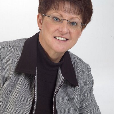 Profile Photo of Janet Lutz (@remaxmel) on Twitter