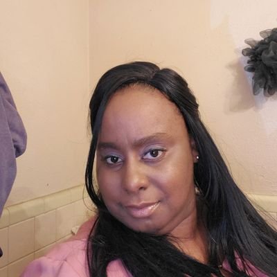 Profile Picture of Ariel Piper (@ArielPiper7) on Twitter