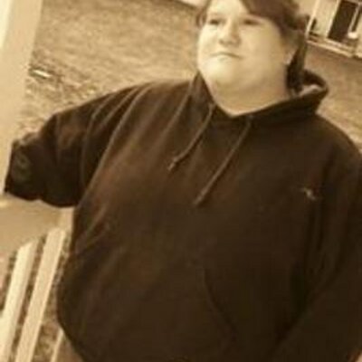 Profile Picture of Ashlee Meyer (@prettybuster895) on Twitter