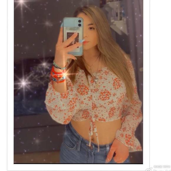 Profile Photo of Carmen Bravo (@cbravo1110) on Poshmark