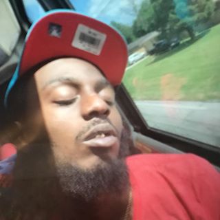 Profile Picture of Ezzy Miller (@ernest.miller.73594479) on Facebook