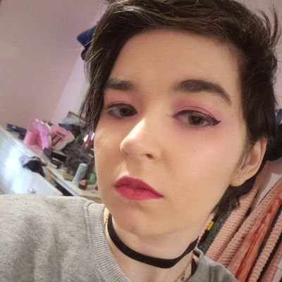 Profile Picture of Katelyn Baldwin (@winedere) on Twitter