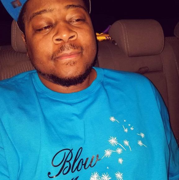 Profile Picture of Calvin Williams (@calvinwillia395) on Poshmark