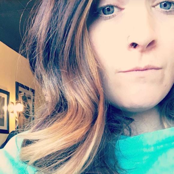 Profile Picture of Nicole Katzenback (@pony0919) on Poshmark