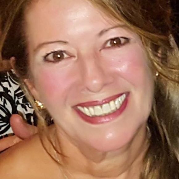 Marlene Lynn - Poshmark Profile Picture of Marlene Lynn (@marlene_lynn) on Poshmark