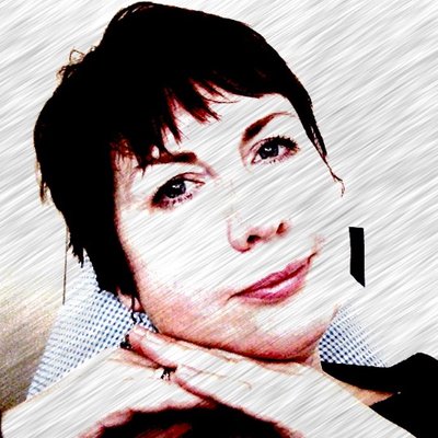 Profile Picture of Alexandra Baer (@BaerfeetBaer) on Twitter