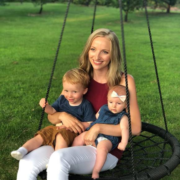 Profile Picture of Billie Drazenovic (@bdrazenovic) on Poshmark