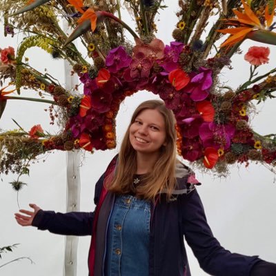 Profile Picture of Sarah Carroll (@SarahCarr0ll) on Twitter