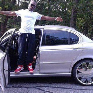 Profile Picture of Devon Ward (@devon.ward.969) on Facebook