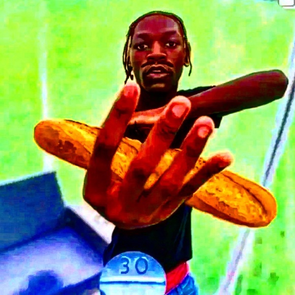 Profile Picture of Tommy Stanton (@tommyasapyams) on Poshmark