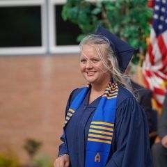 Profile Picture of Victoria Schoonover (@vicschoonover) on Tiktok