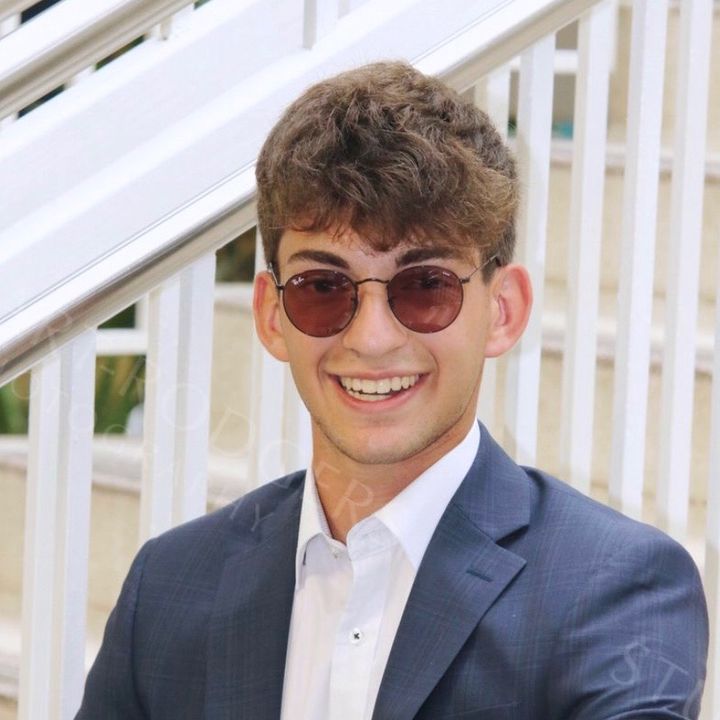 Profile Picture of Mark Burman (@barkmurman) on Tiktok