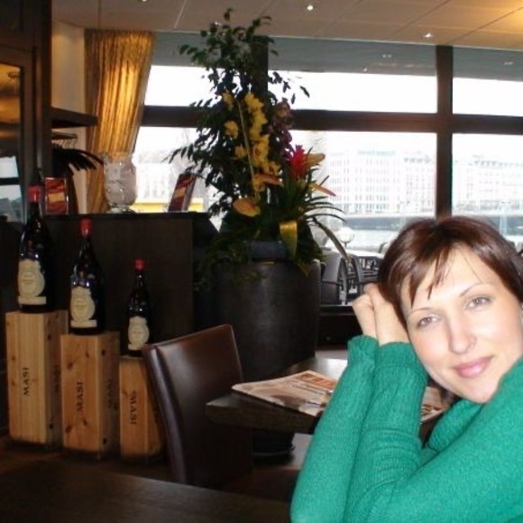 Profile Picture of Marija Sindjelic (@mary_yug01) on Poshmark