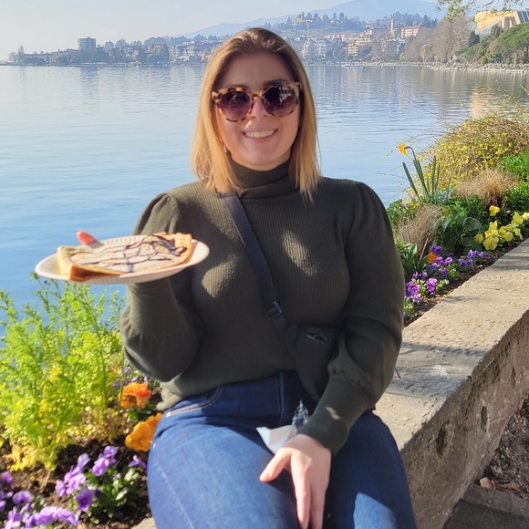 Kate Ritchey - Poshmark Profile Picture of Kate Ritchey (@shadow108) on Poshmark