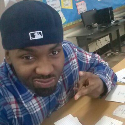 Profile Picture of Mister James (@SirJames215) on Twitter