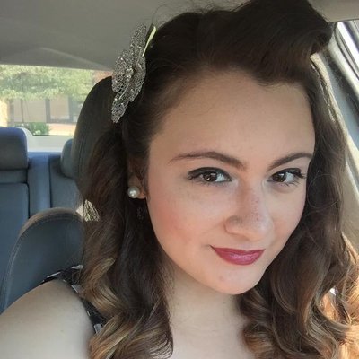 Profile Picture of Leah R. Ulatowski (@Leah_Bekah) on Twitter