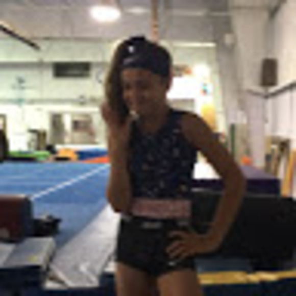 Profile Picture of Addison Keib (@addisonkeib) on Poshmark