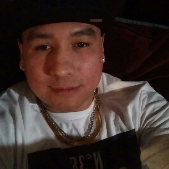 Jordan Caisse - Poshmark Profile Picture of Jordan Caisse (@frederick2305) on Poshmark