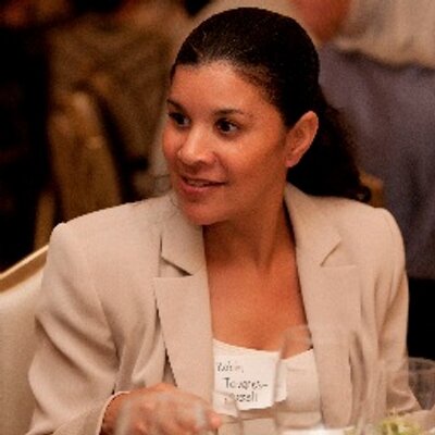 Profile Picture of RobinTavaresRussell (@RobinTavaresArt) on Twitter