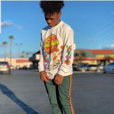Profile Picture of Damarr Calhoun (@Damarr_Calhoun) on Twitter