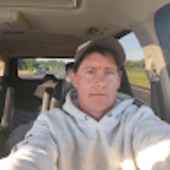 Profile Picture of Aaron Noyes (@spooknoyes6902) on Poshmark