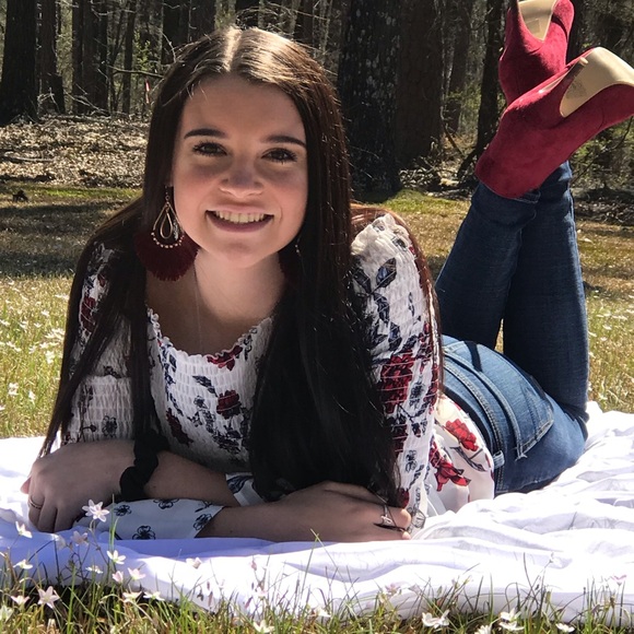 Profile Picture of Jordan Walraven (@jordanwalraven) on Poshmark