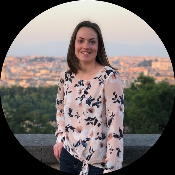 Profile Picture of Danielle Forbes (@danieforbes) on Poshmark