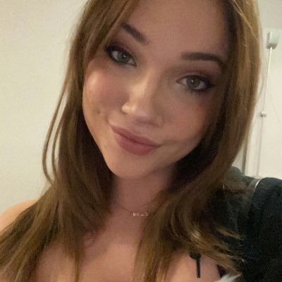 Sophie Talbot - Twitter Profile Picture of Sophie Talbot (@sophieitalbot) on Twitter