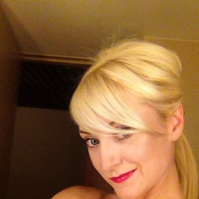 Profile Picture of Donna Manning (@donnaefc) on Twitter