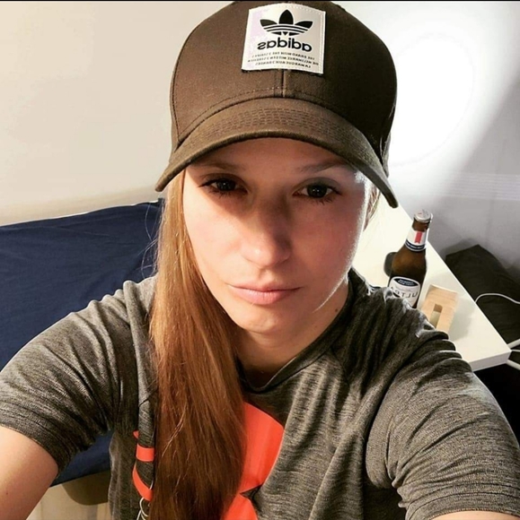 Profile Picture of Kristina Dedovich (@dedovichseller) on Poshmark