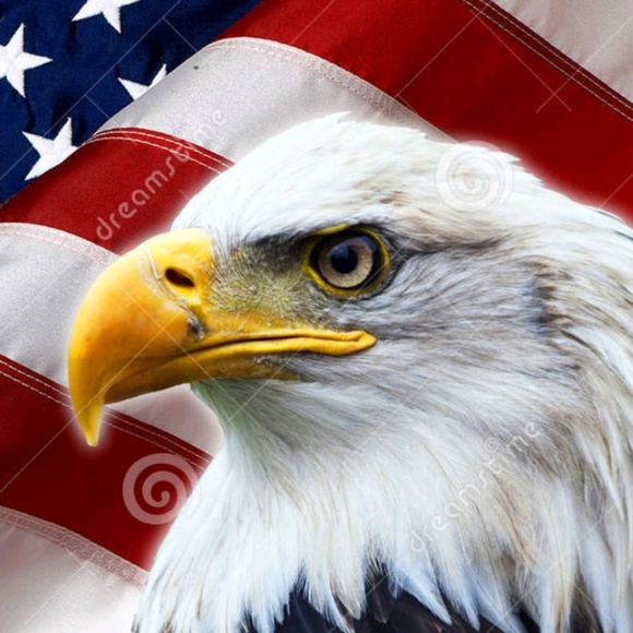 Profile Picture of Kevin Promsiri (@kpromsiri) on Poshmark