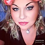 Profile Picture of Shell Bell (@shelleywhitmore) on Instagram