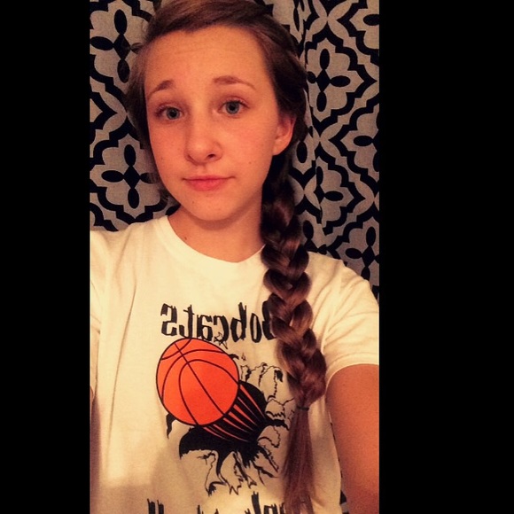 Dani Boyd - Poshmark Profile Picture of Dani Boyd (@dani0000) on Poshmark