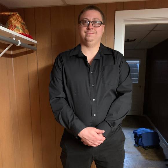 Profile Picture of Dave Michael (@davemichael227) on Poshmark