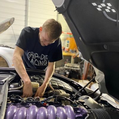 Profile Picture of Joe Augustine (@Joesfly1) on Twitter