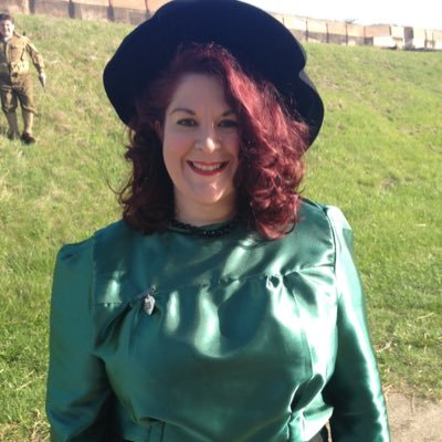 Profile Picture of Stacey Avery (@Savery46276636) on Twitter