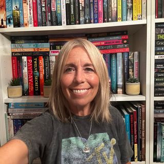Profile Picture of Jo Schofield (@jo_scho_reads) on Instagram